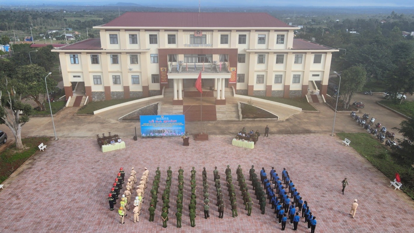 Toàn cảnh ra quân 1